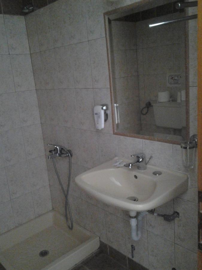 Orpheus Hotel Терма Екстериор снимка